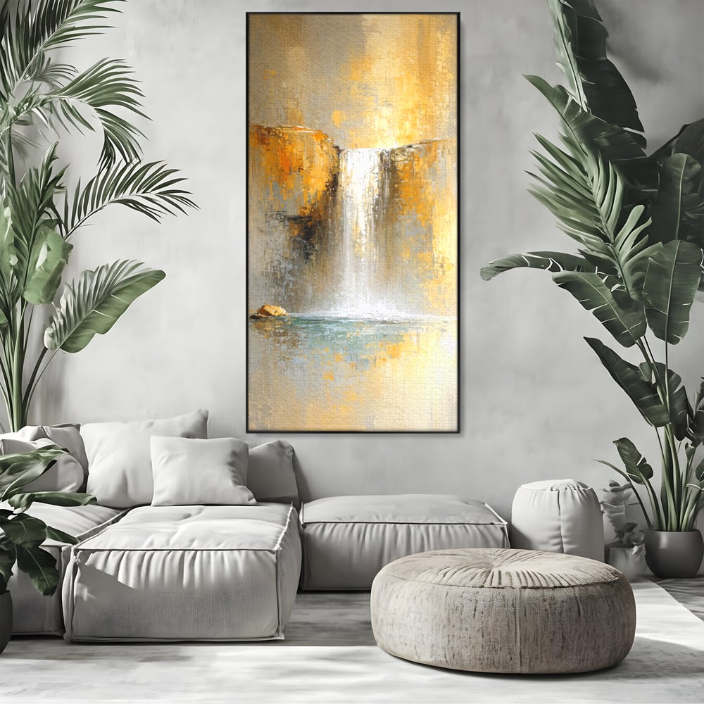 Tablou canvas cu pictura abstracta cu cascada aurie, in rama de aluminiu negru, pe perete intr-un living